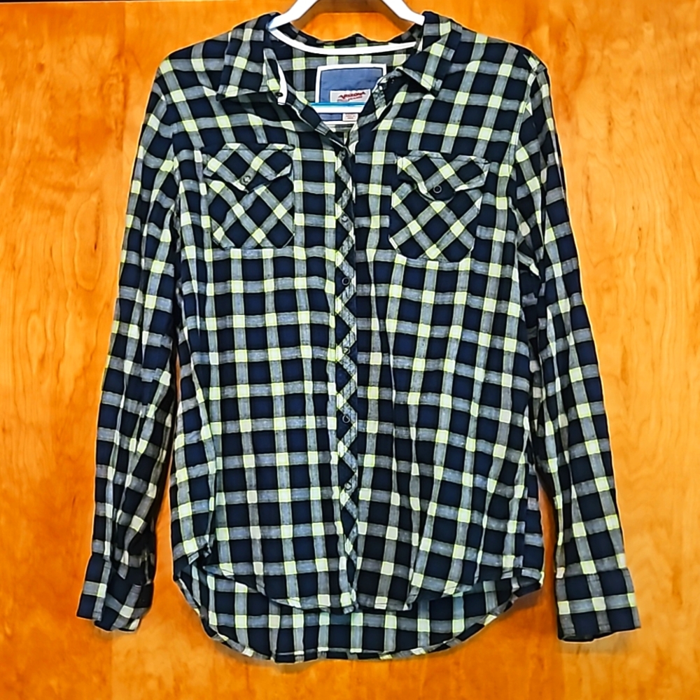100% cotton button up shirt